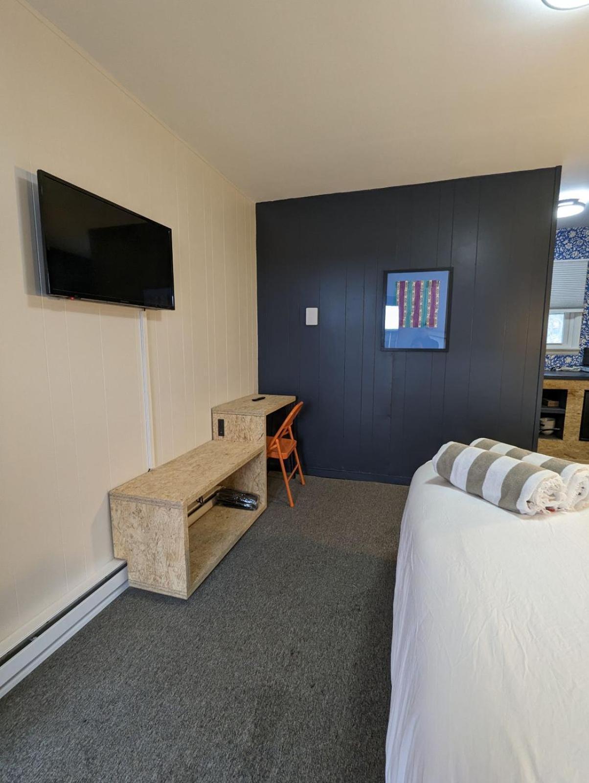 The Brooks Motel Hillsdale Eksteriør bilde